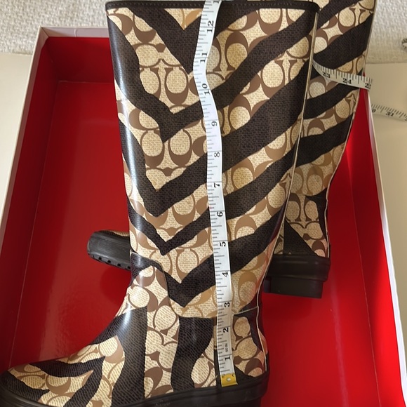 Coach Rain Boots. Size 5. - Picture 3 of 7